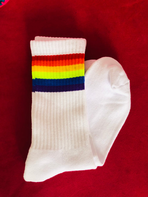 Item 47-48 RAINBOW HEM STRIPED SPORTS SOCKS One Size