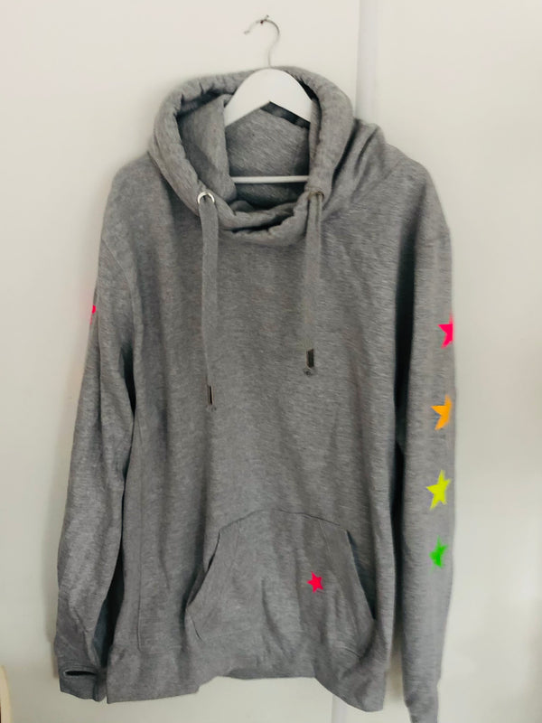Item 124 Grey MULTI NEON STAR SLEEVE Cowl Size XXL