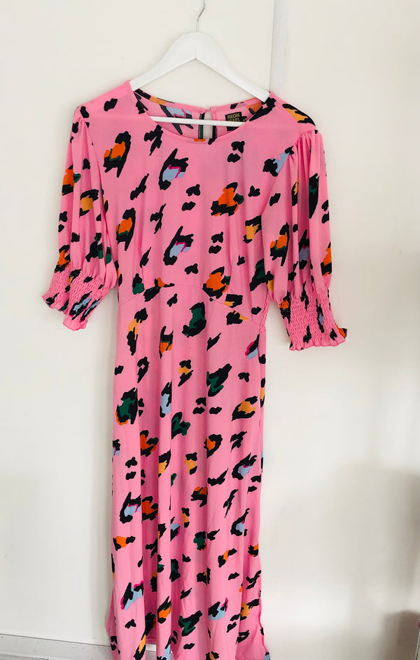 Item 44 Candy Pink LEOPARD BLUR MIDI DRESS Size M